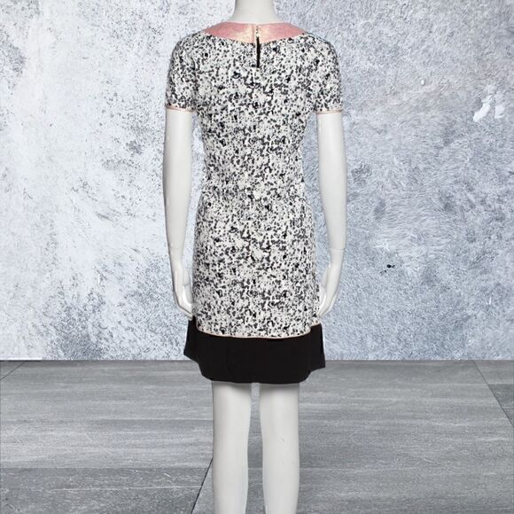 Giles Print Dress With Glitter Faux Collar & Details - Picture 4 of 6